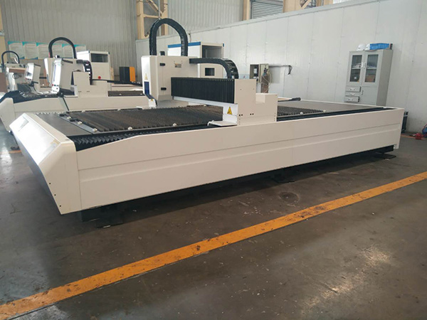 Tagliatrice del laser della fibra di 1000W 2000W 3000W 4000W 6Kw per di piastra metallica