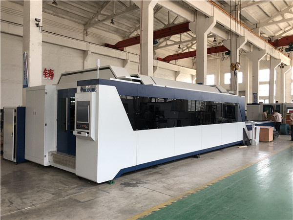 La fabbrica fornisce direttamente la tagliatrice del laser della fibra della lamiera sottile dalla Cina