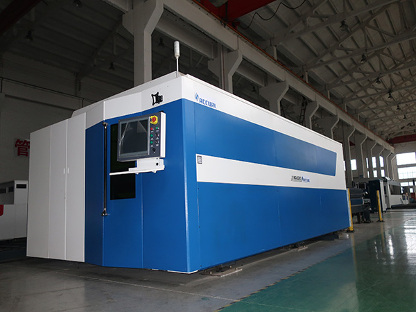 tagliatrice del laser della fibra del carbonio, taglierina 2000w del laser del laser di CNC per la vendita